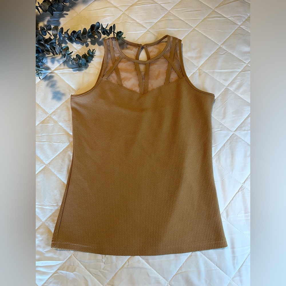 🥂Sleeveless blouse